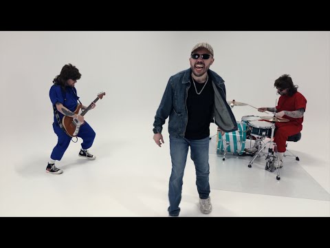 Youth Killed It - Johnny Bravado (OFFICIAL VIDEO)