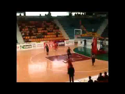 ORO GRUPO IRUÑA NAVARRA,84 - CACERES 2016 BASKET,55 (20/02/2011 0:00:00)