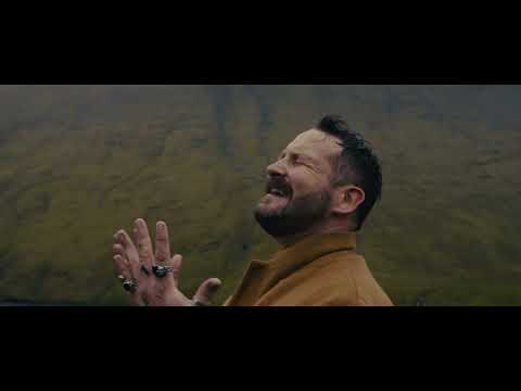 Florian Künstler - Ey du da oben (Official Music Video)