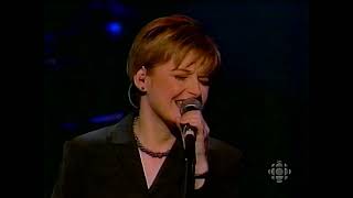 Rankin Family Performs at Bruce Cockburns Award show - One Day I walk