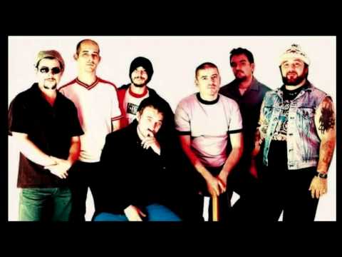 Estoy Harto De Verte Con Otros video