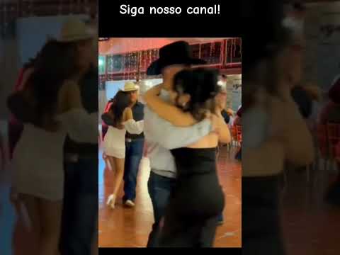 Vamos dança Forro #passossertanejos #Mamonas #roça #vidanaroça #minasgerais #vidareal  #mulherbonita