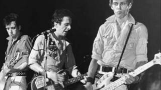 The Clash - Police and Thieves (Live in 1977)