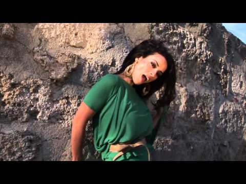 Cindy Gomez El Mundo (Official Music Video)