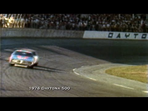 Petty VS Pearson:  The 1976 Daytona 500