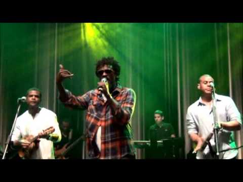 Trio Preto +1 +Seu Jorge - Amiga da Minha Mulher