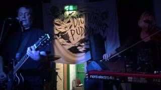 The Chills | Pyramid / When The Poor Can Reach The Moon | LIVE | Brighton UK | 28 May 2016