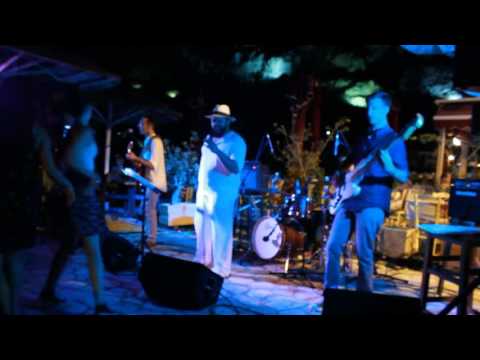 Ilias & the Notorious Troupe Live @ Gerogrosso - Γερολιμένας, Μάνη