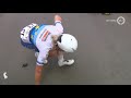 VIDEO | Annemiek van Vleuten valt in slotfase Ladies Tour