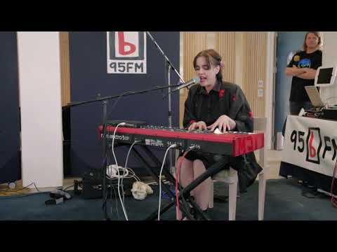 95bFM Drive Island IV: Princess Chelsea - 'I Love My Boyfriend'