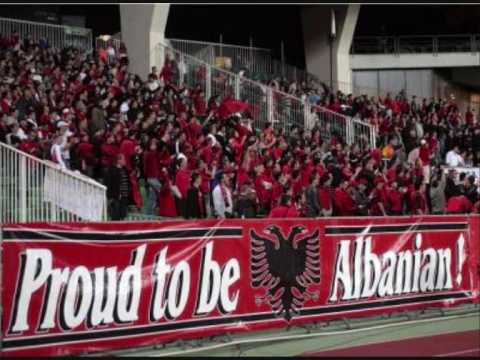 Tifozat kuq e zi [ALBANIA] Kënga për Kombëtaren