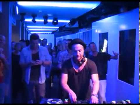 Ramon Tapia (BE) @ Room Service Official Launch