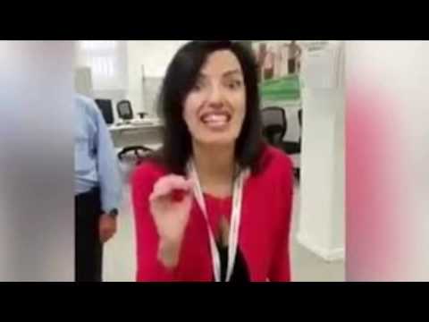 Quale rossetto si avvicinerà lentiggini Classe di padrone di lentiggine di bambola