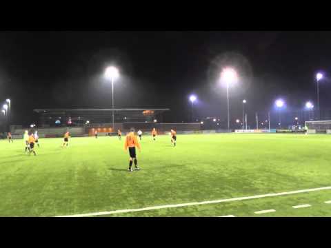 4 mrt 2014 VV De Meern B1 - Hercules B1 vr 10-2 Doelpunt Stan, assist Melvin (2-1)