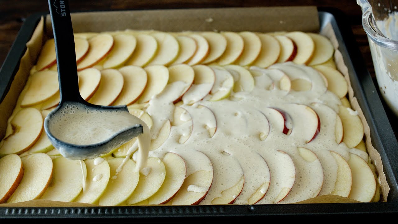 Apfelkuchen mit Schneehaube nach Omas Rezept - Einfache Rezepte