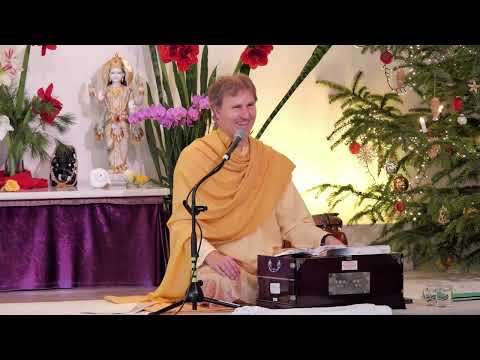 Tipps für deine Yogapraxis zu Hause mit Ananta - Yoga Vidya Live, 01.01.2023 12:30 Uhr