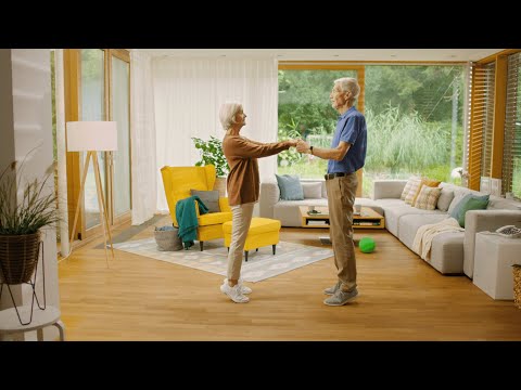 Gemeinsam fit | TEAMGEIST für Menschen mit Demenz | Übung 1 | Zehenspitzenstand