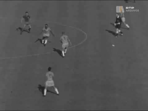 1965 Pelé vs Portugal A (Friendly)