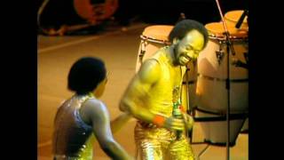Earth, Wind &amp; Fire Live 1981 Sing A Song