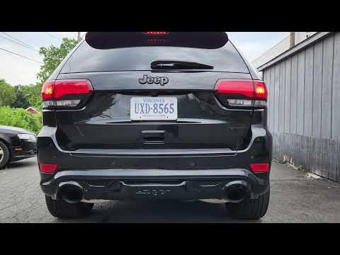 2015 SRT Grand Cherokee Corsa Launch exhaust sound.