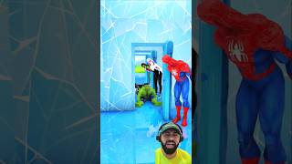 O Hulk bateu a cabeça na porta 😂😂😂 #shorts #spiderman #animation #hulk