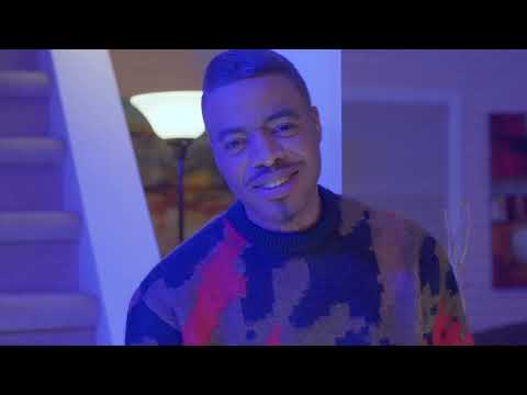 Thumbnail for Falling In Love video