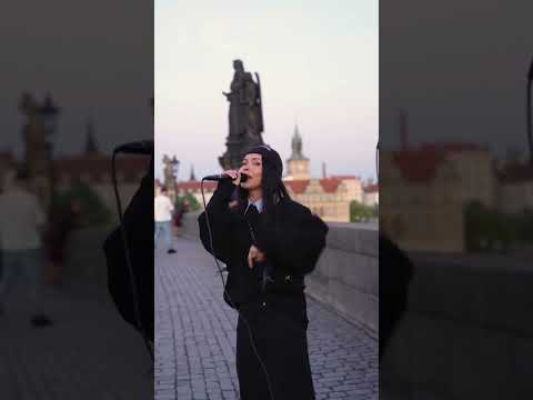 Singing with INNA on the Charles Bridge!! #inna #prague #singer #singing #popmusic #livemusic #fyp
