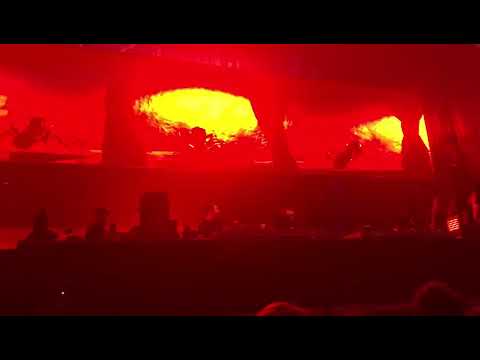 Matthias Tanzmann b2b wAFF playing "Jay de Lys, Tomi&Kesh - Disco Ruff" at Hallowants Ants in Madrid