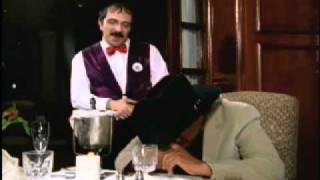 BRONCO SEÑOR MESERO