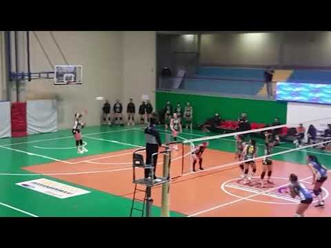 Una Nottolini da sogno batte (3-1) la capolista Castelfranco