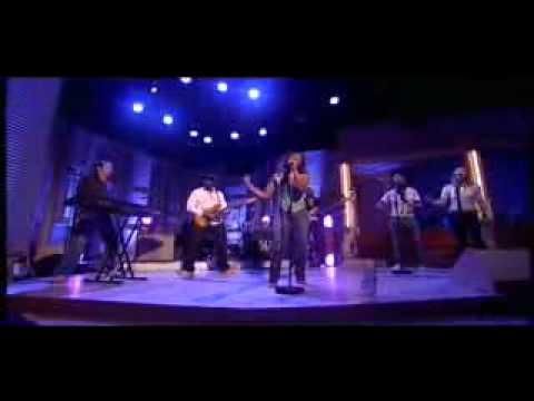 Beverley Knight - Piece of My Heart - Live on Des and Mel