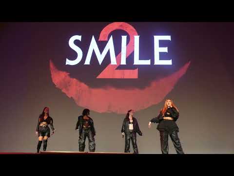 Smile 2 - Premiere Paris, SOR4 - Amina