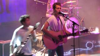 The Vamps - Rest Your Love (Barcelona 16th Oct 2015)