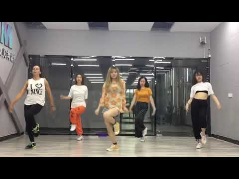 We Don’t Talk 💃🏽 in China