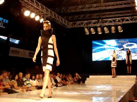 Moda UDESC 2009 - Germanismos - Lesstalt - Franciele da Silva