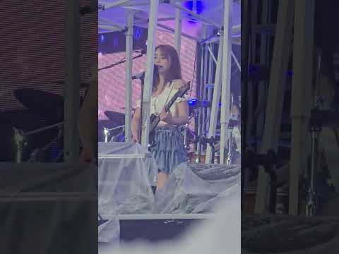 260822 QWER 이시연 눈물참기 세로직캠 in 카스쿨페스티벌