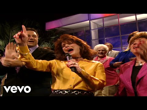 Bill & Gloria Gaither - I'm in This Church [Live] ft. Amy Lambert