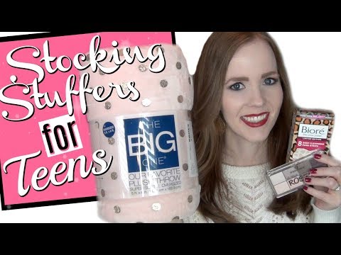 STOCKING STUFFERS FOR TEEN GIRLS | What's in My 13 Year Old's Christmas Stocking! Video