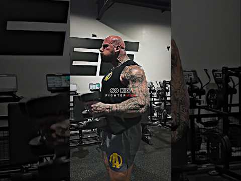 Bas Rutten FIGHTS Cocky Bodybuilder🥊🥶