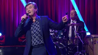 Daniel O&#39;Donnell performs a medley of hits | The Late Late Show | RTÉ One