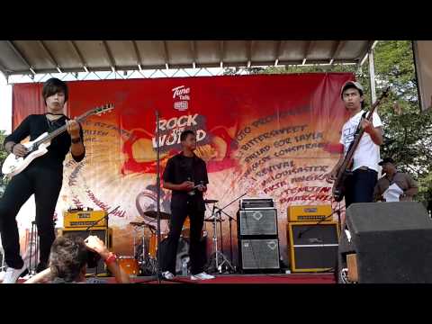 apple project - reformasi (Rock The World Adrenaline 2011) 