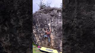 Video thumbnail de El de las regletas, 7c+/8a (sit). Larraona