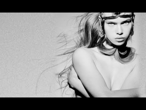 MARTYNA WILKIEL Best Model Moments SS 2023 - Fashion Channel