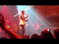 Brandon Flowers - Digging up the heart (live in ...