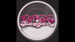 Bass Junkie - Return To Bass