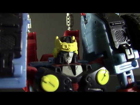 Cybertron Defense Hot Shot (Random Review)