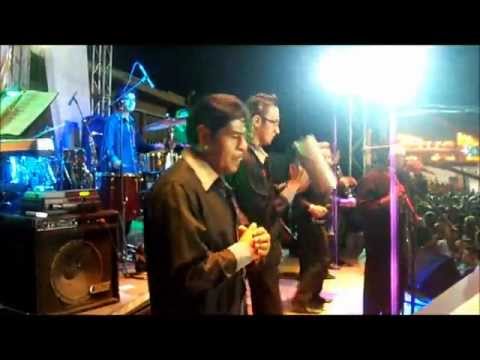 TIBERIO GONZÁLEZ JR Y SU ORQUESCAT - Carmenza .wmv