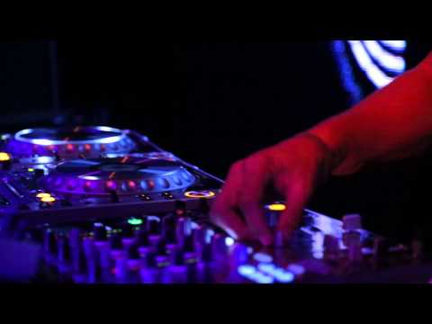 Celebrate 24 de Agosto - OVO Nightclub & Dayclub 25 años de Música