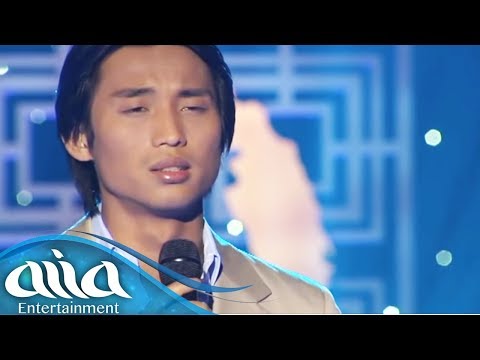 Thể hiện bởi Đan Nguyên