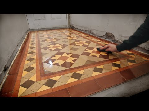 Ruining a £12500 Victorian hallway floor and then "FIxing" it